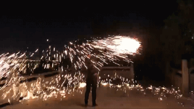 02.gif